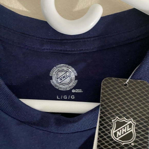 Toronto Maple Leafs T-shirt. - Picture 2 of 5